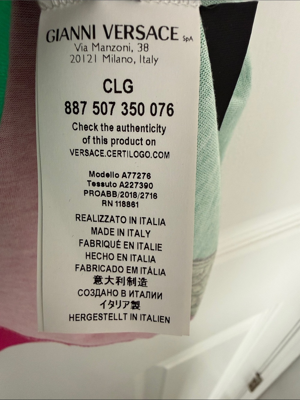 Versace Flamboyant Logo Tee (Medium) - Picture 5 of 9